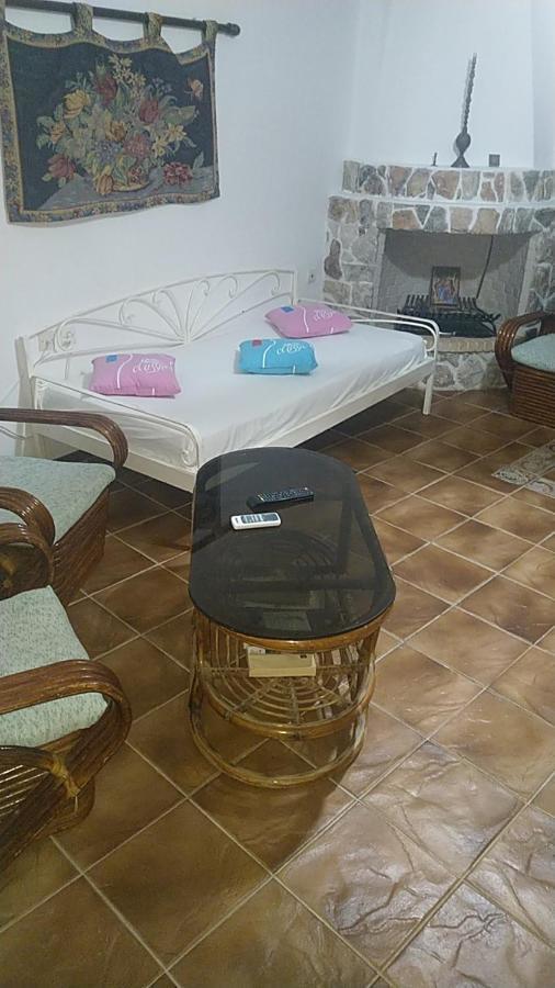 Το Πετρινο Villa Agia Marina Mikrolimanou Ngoại thất bức ảnh