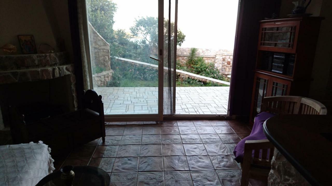 Το Πετρινο Villa Agia Marina Mikrolimanou Ngoại thất bức ảnh