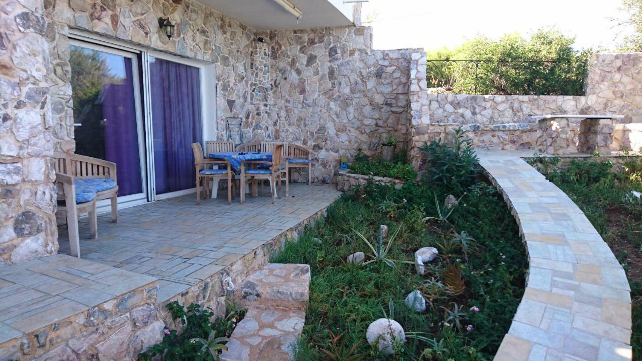 Το Πετρινο Villa Agia Marina Mikrolimanou Ngoại thất bức ảnh