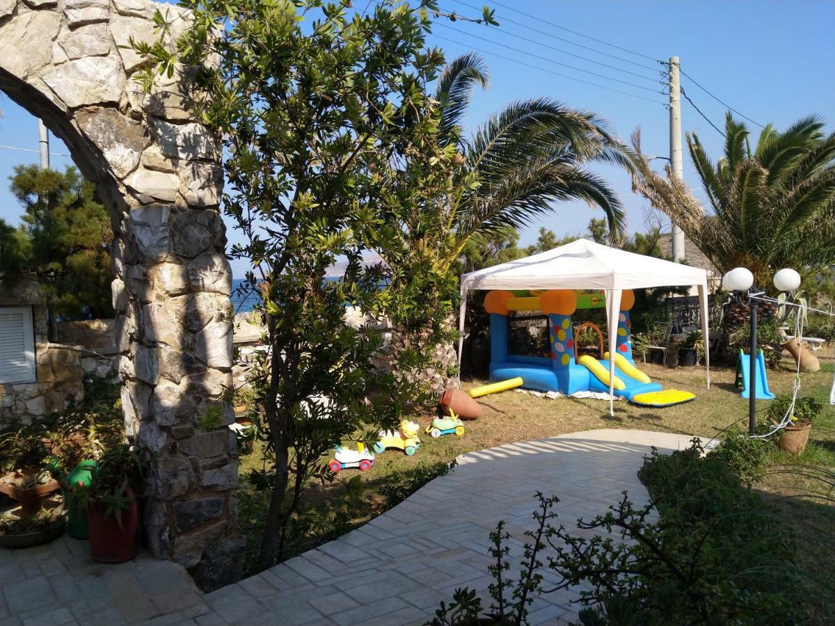 Το Πετρινο Villa Agia Marina Mikrolimanou Ngoại thất bức ảnh