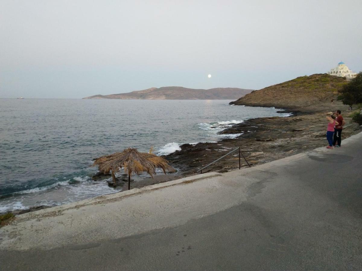 Το Πετρινο Villa Agia Marina Mikrolimanou Ngoại thất bức ảnh